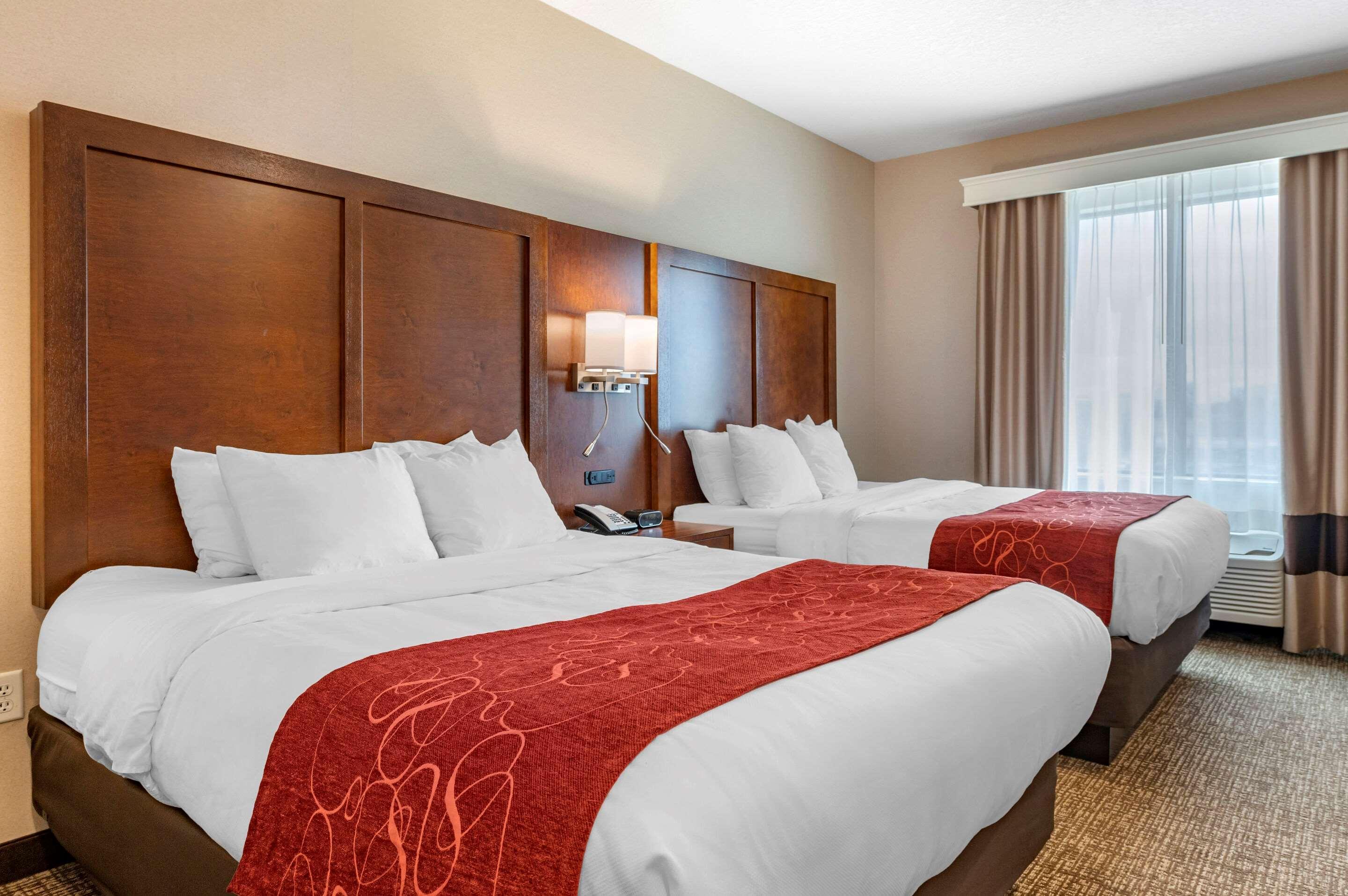 Comfort Suites Columbus Airport Exterior foto